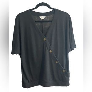 Reitmans Black Short Sleeve Top with Diagonal Button Detail Ladies Large